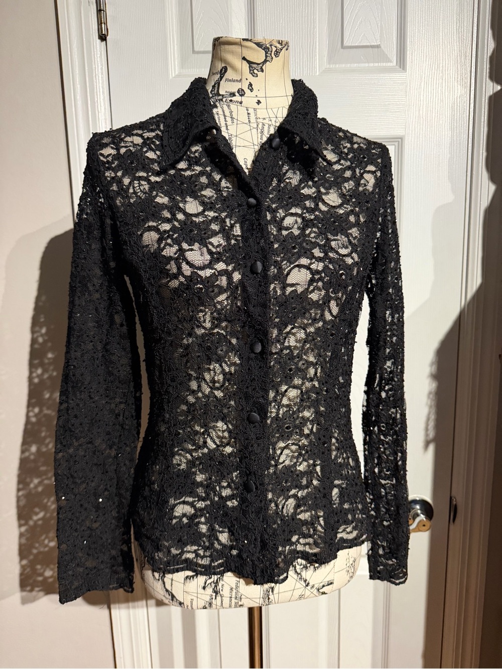 JS Boutique Vintage Lace Bead Embellish Button Lace Shirt Blouse tailored floral